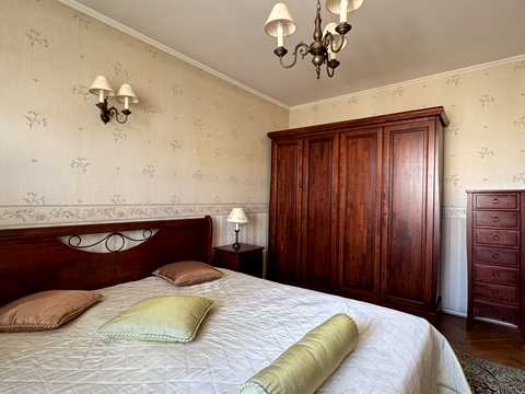 квартира за адресою Микільсько-Слобідська вул., 6-А