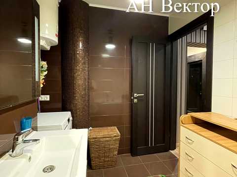 квартира за адресою Тракторобудівників просп., (94в)