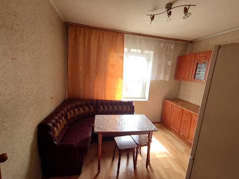 квартира по адресу Драгоманова ул., 8-А