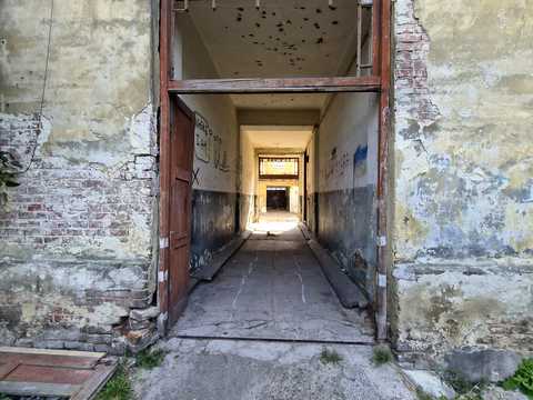 будинок за адресою Донецька вул., 9