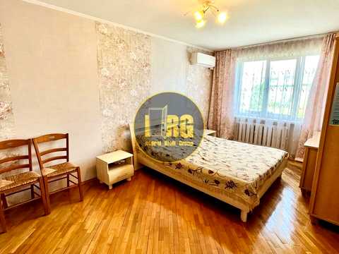 квартира за адресою Жилянська вул., 72