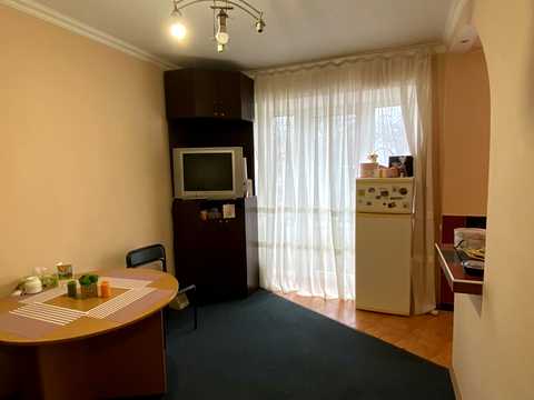 квартира за адресою Кирилівська вул. (Фрунзе), 170