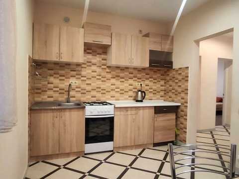 квартира за адресою Ряснянська вул., 10