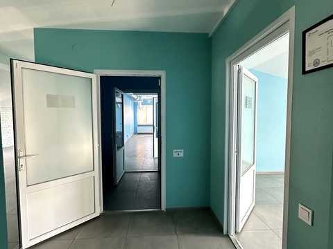 комерційна за адресою Київська вул., 34а