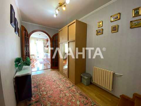 дом по адресу Анны Ахматовой ул.