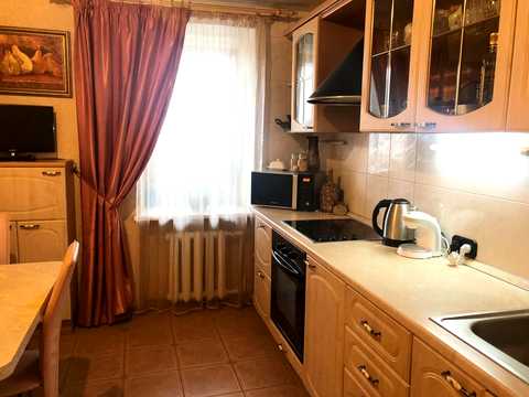 квартира по адресу бульв.Зоряний, 1