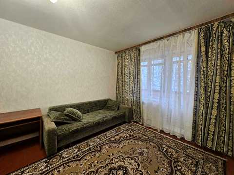 квартира за адресою Каштанова, 14 а