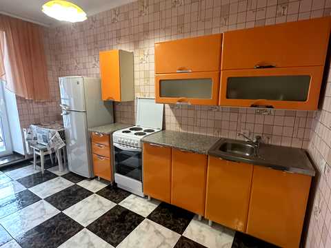 квартира за адресою Привокзальна вул., 8
