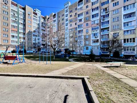 квартира за адресою Рятувальників вул. (Олега Кошового), 35