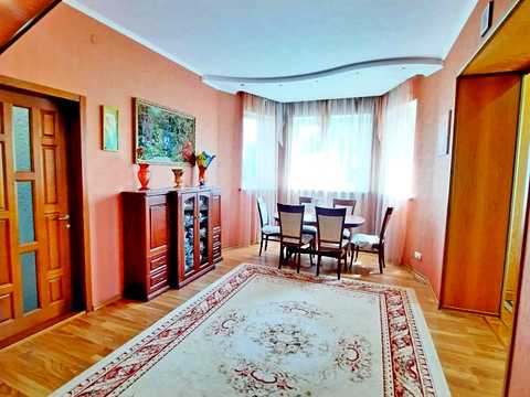 будинок за адресою Радужна, 5