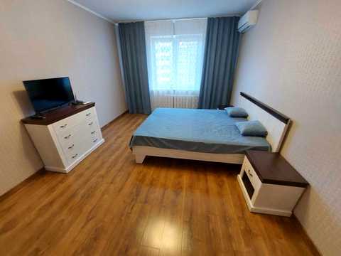 квартира за адресою Григорія Ващенка вул., 5