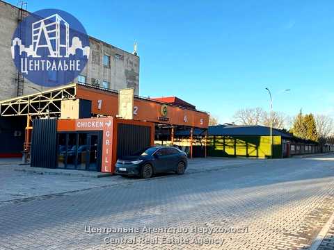 комерційна за адресою Чернівці, Руська вул., 242