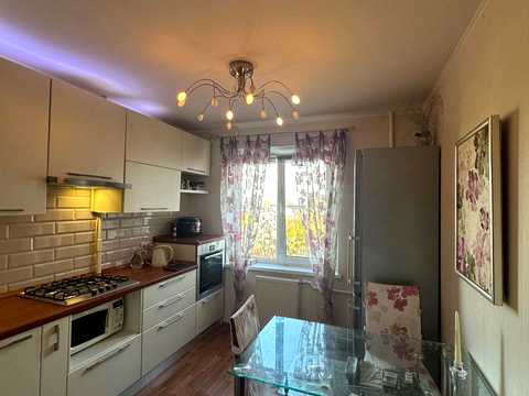 квартира за адресою Калинова вул., 64