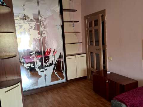 квартира за адресою Металургів просп., 8