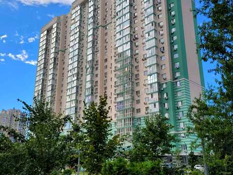 квартира за адресою Воскресенська вул., 18