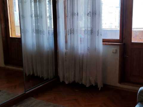квартира за адресою Лариси Руденко вул., 7