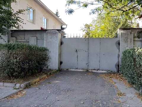 комерційна за адресою Богдана Хмельницького просп. (Героїв Сталінграда), 38а