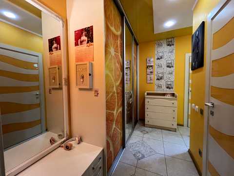 квартира за адресою Регенераторна вул., 4 к13
