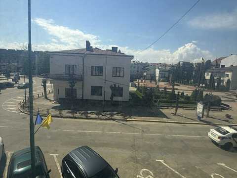 коммерческая по адресу Черновола ул., 9