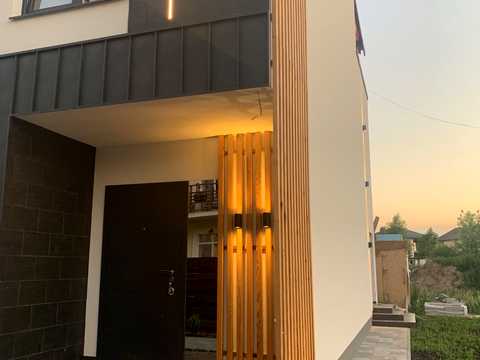 будинок за адресою с. Петропавлівська Борщагівка, Центральна вул.
