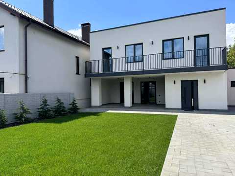 будинок за адресою лісова