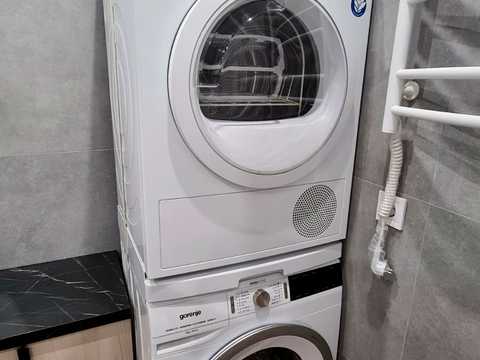 квартира за адресою Причальна вул., 12