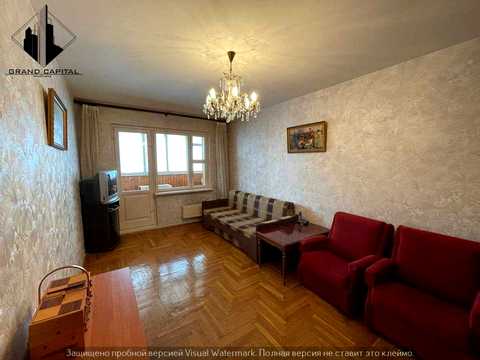 квартира за адресою Анни Ахматової вул., 19