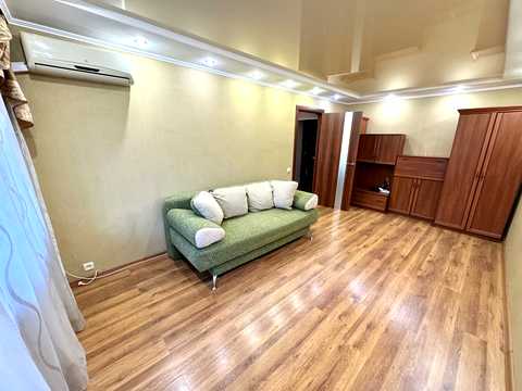 квартира за адресою Дорогожицька вул., 18
