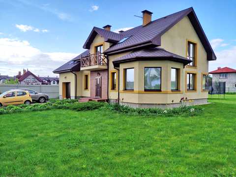 будинок за адресою Яблунева, 4