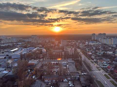 квартира за адресою Олега Мудрака вул. (Генерала Наумова), 1-Б