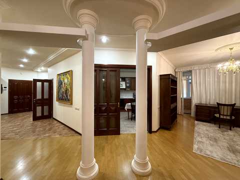 квартира за адресою Старонаводницька вул., 13