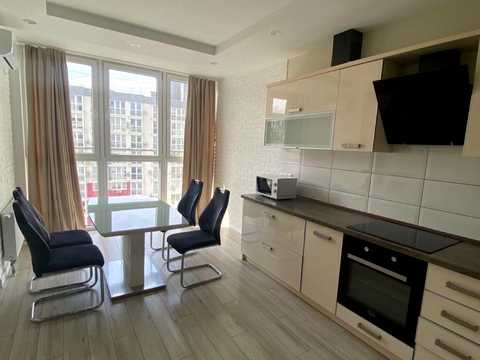 квартира за адресою Драгоманова вул., 2