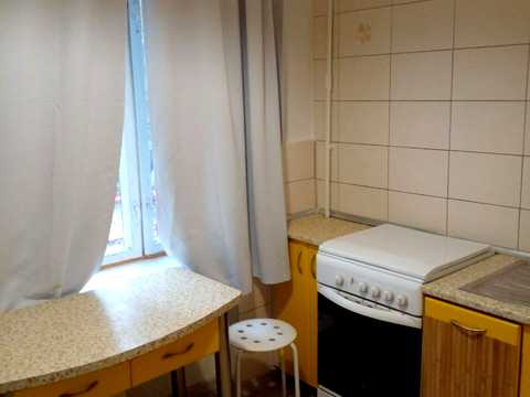 квартира за адресою Свободи просп. (60-річчя Жовтня), 57