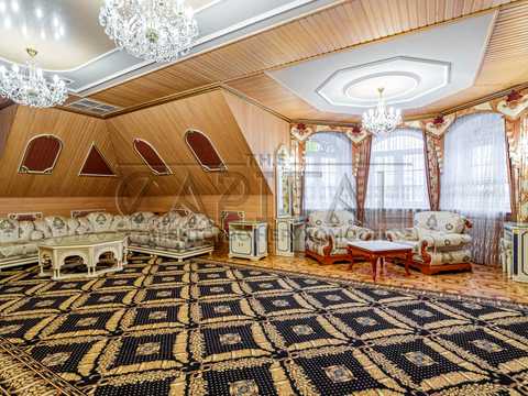 коммерческая по адресу Патріарха Володимира Романюка ул. (Жовтнева), 2Б