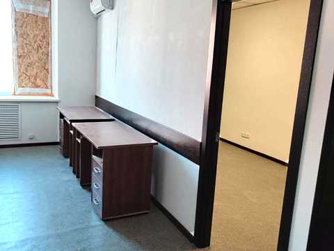 комерційна за адресою Європейська вул. (Новгородська), 3