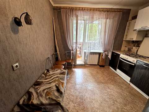квартира по адресу Полякова ул., 21