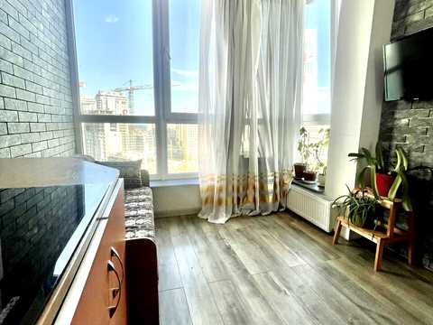 квартира за адресою Євгена Чикаленка вул., 95/2