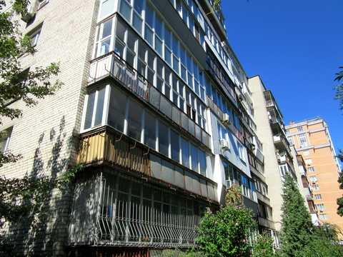 квартира по адресу Василия Тютюнника ул. (Анрі Барбюса), 5-Б
