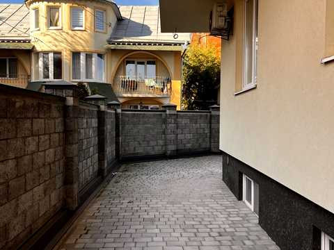 квартира за адресою Залізнична вул., 13