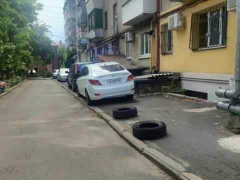 квартира по адресу Левка Лук'яненка ул. (Василия Жуковского), 39-41