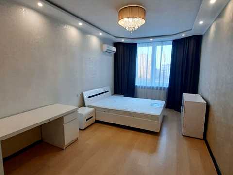 квартира за адресою Драгоманова вул., 4-А