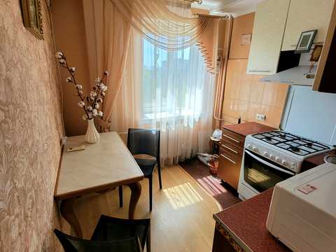 квартира по адресу Рильського ул.