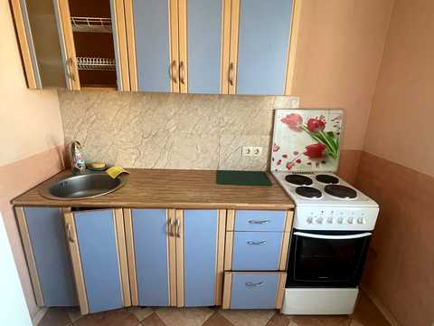 квартира за адресою Ревуцького вул., 36/2