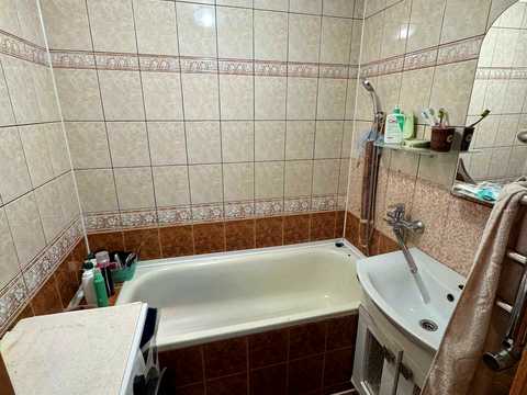 квартира по адресу Повітряна, 8