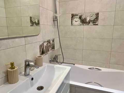 квартира за адресою Повітряна вул., 24