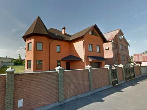 будинок за адресою Центральна вул., 33