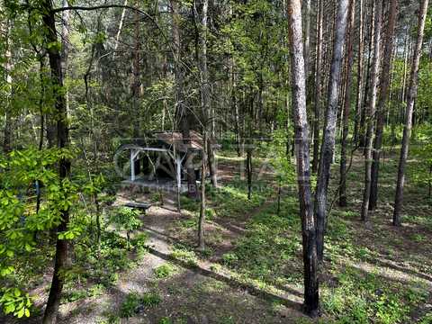 будинок за адресою Першотравнева вул.