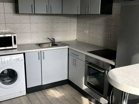 квартира за адресою Приозерна вул., 2-Б