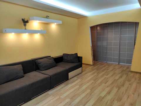 квартира по адресу Героев Днепра ул., 32-Б