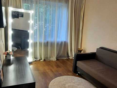 квартира за адресою Морозова вул., 13а